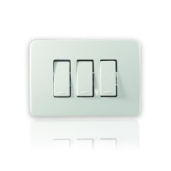 Ultra Interruptor Triple Blanco  PT144122SB