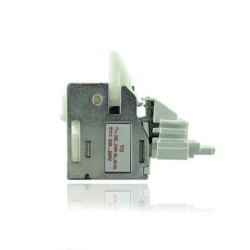 Rele de Minima Tension UVR ABB 220-240Vac-220-250Vdc  T1-T2-T3  1SDA051348R1
