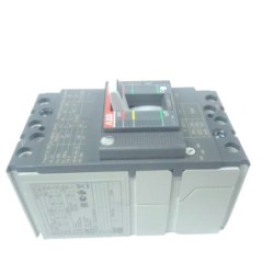 Breaker Industrial   56 -   80 AMP Capacidad de Ruptura 25 KA Graduable XT1B TMAX XT  1SDA066806R1