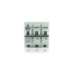 Breaker Enchufable Tripolar 3 X  32 AMP 6/10 KA Proteccion Termomagnetica PT349334