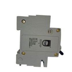 Breaker de Riel  Monopolar  1 x 20 AMP   6 KA Proteccion Termomagnetica PT349380