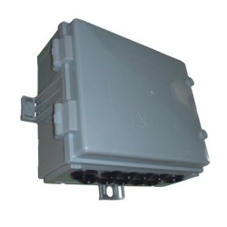 Caja Acometida de Derivacion en Policarbonato Trifasica de 9 Usuarios-140 AMP        3F 1N