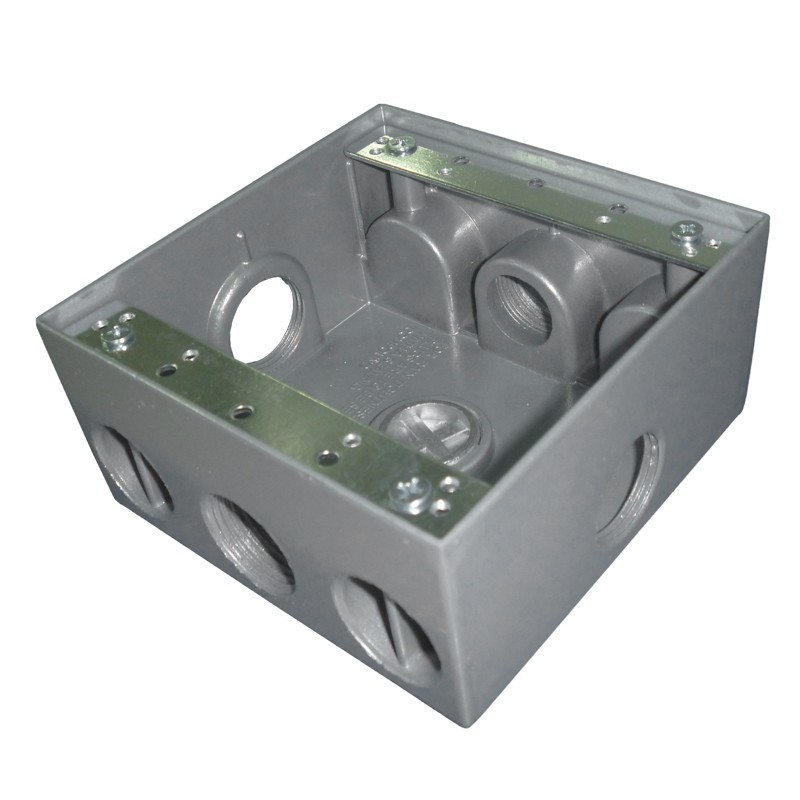 Caja Fundicion Aluminio 2400 con salida   3/4 pulgada 4 Huecos