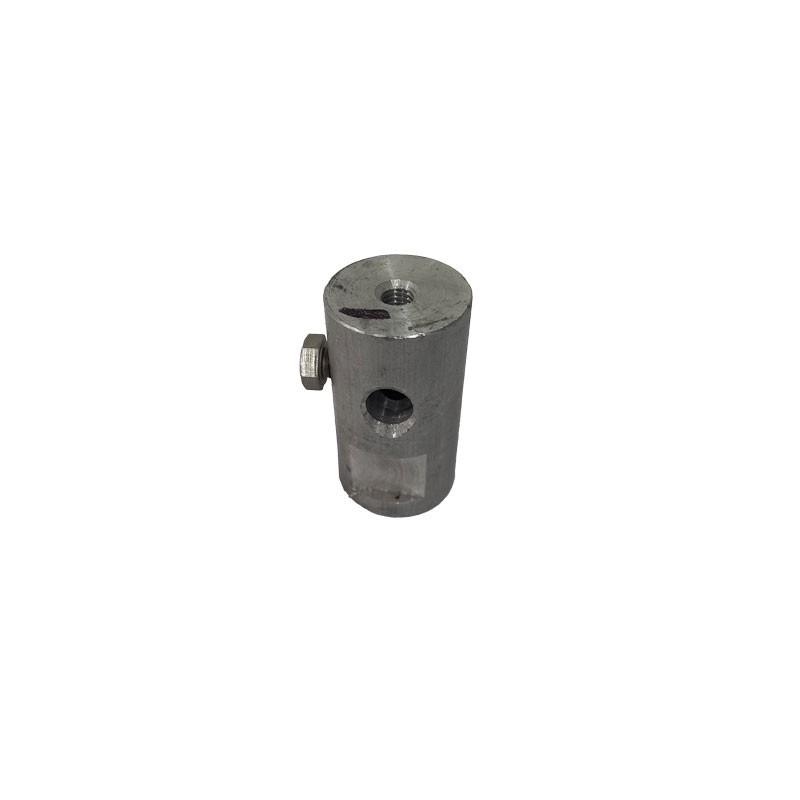 Base Metalica para punta captadora Aluminio de 5/8 Redonda T32BAS000