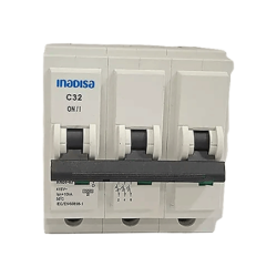 Breaker Enchufable Tripolar 3 X  32 AMP 10 KA I3P322AE