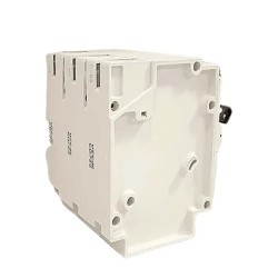 Breaker Enchufable Tripolar 3 X  32 AMP 10 KA I3P322AE