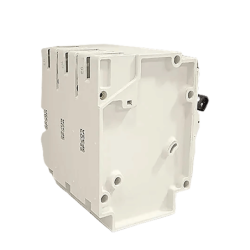 Breaker Enchufable Tripolar 3 X  32 AMP 10 KA I3P322AE