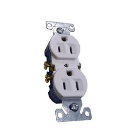 Toma Doble 15 AMP 125 V Polo a Tierra Blanca Sin Tapa  270W